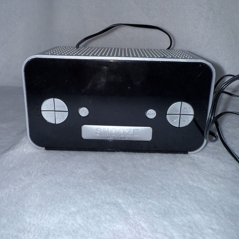 Emerson SmartSet Radio Alarm Clock LED CKS1708